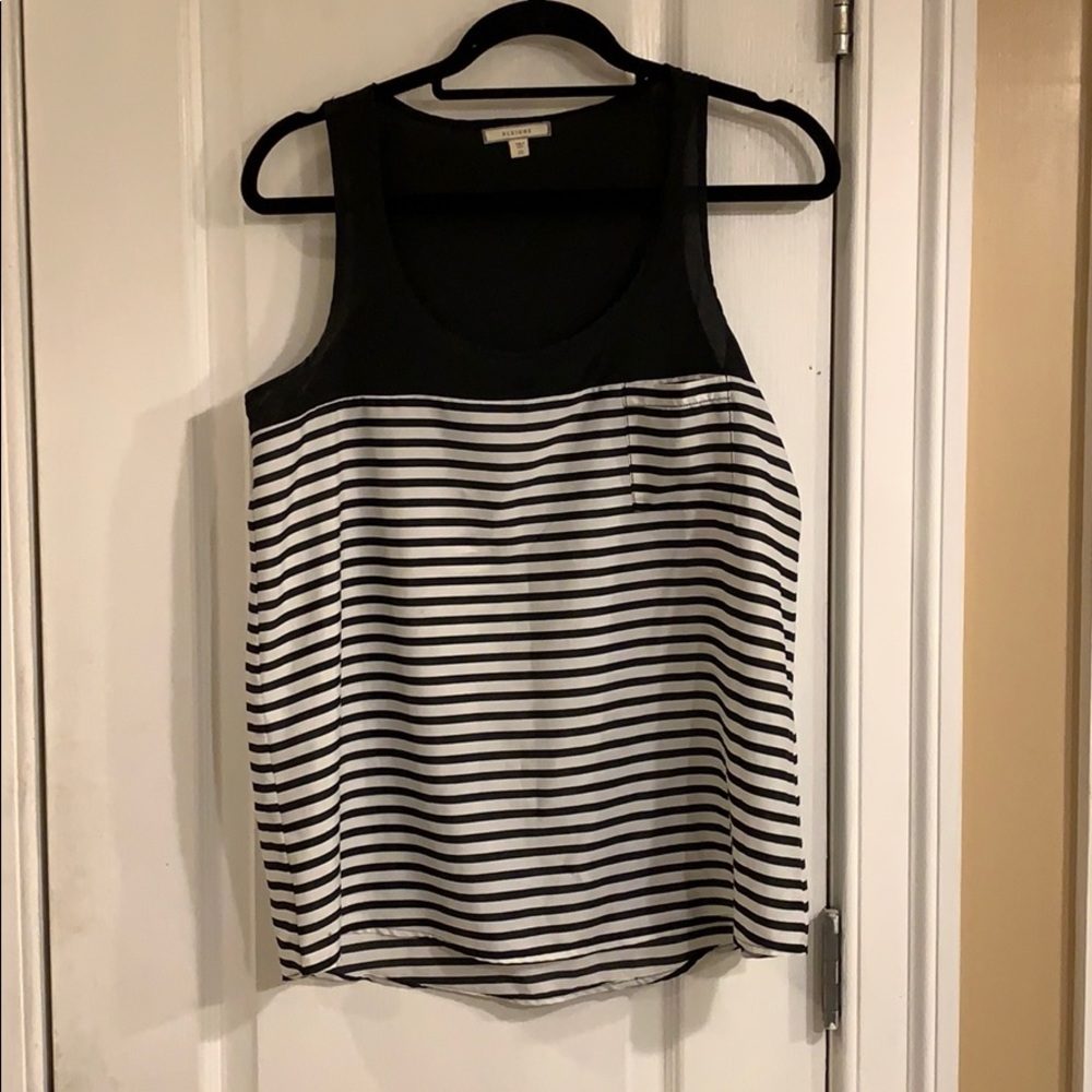 Cute Black and white top